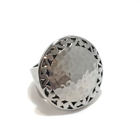 Hammered Metal Dome Ring Size 6.5 Silver Tone Wide Band Large Shield - Picture 1 of 14
